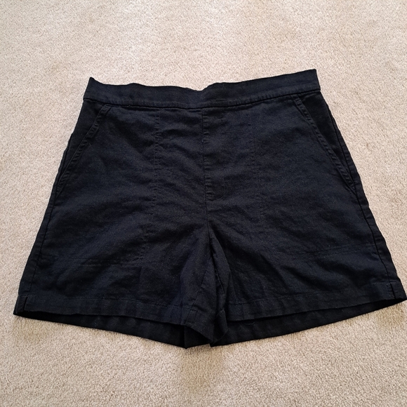 Banana Republic Black Linen Rayon Blend Shorts Size Medium Classic Pull On - Picture 7 of 9